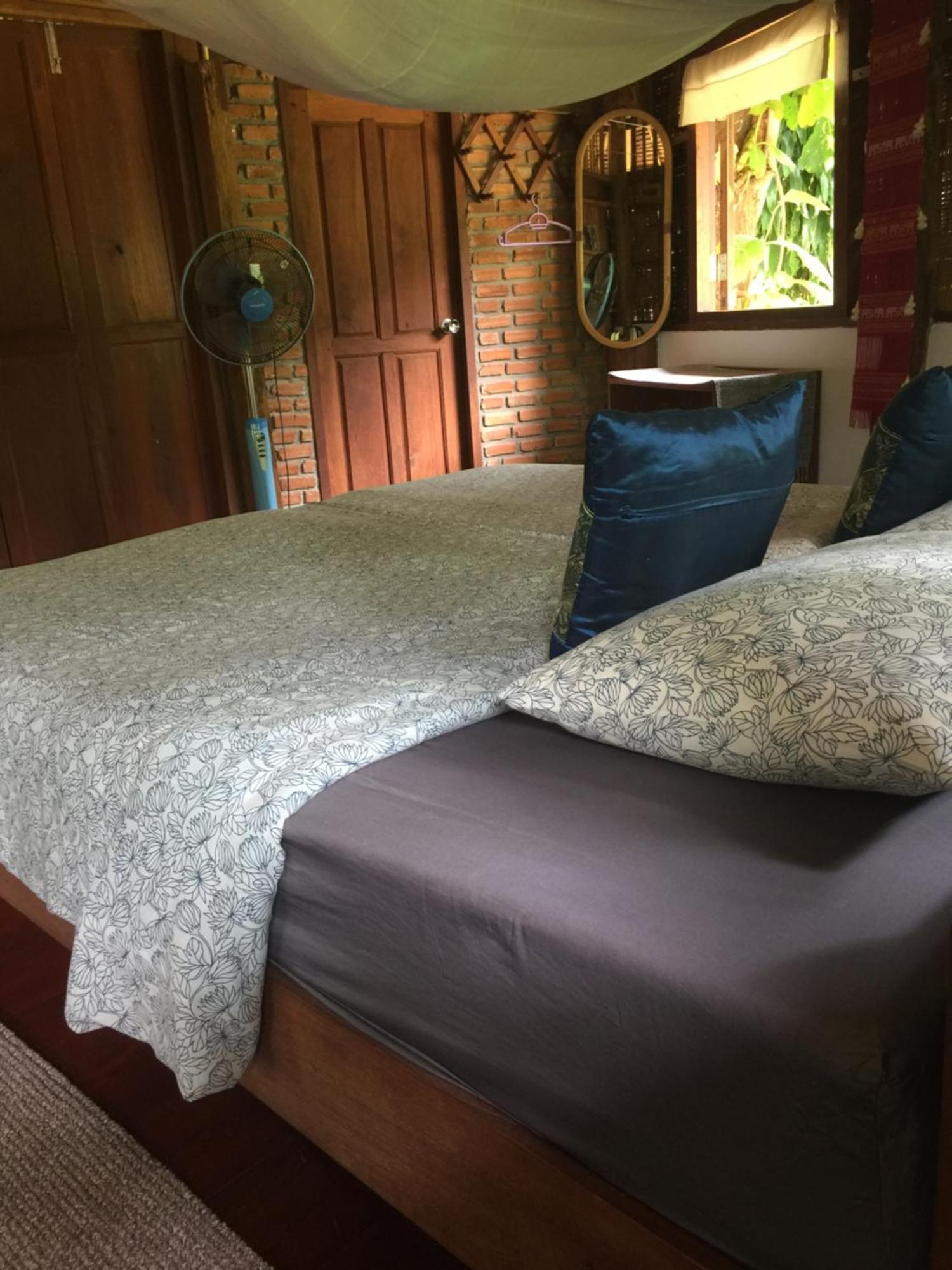 Hotel Sang Tong Huts Mae Hong Son Exterior foto